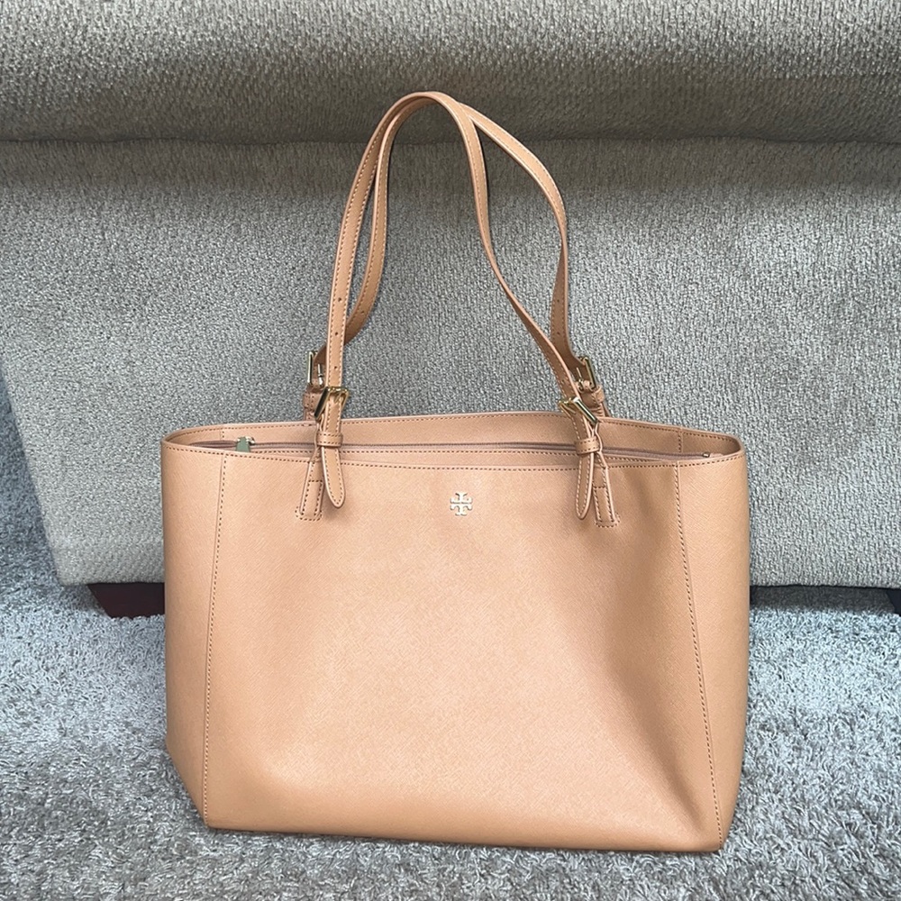 tory burch tan/cognac tote
